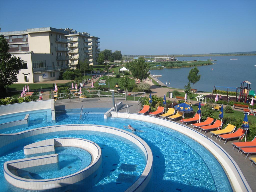Wellness Apartments In แวแลนแซ ภายนอก รูปภาพ